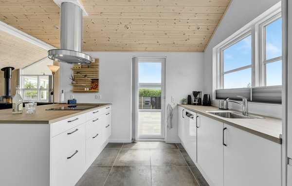 Semesterhus - Skaven Strand , Danmark - P52475 8
