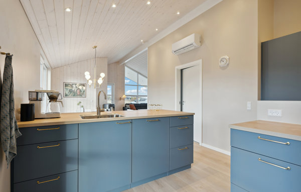 Semesterhus - Skaven Strand , Danmark - P52563 403