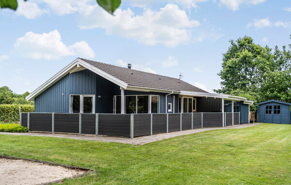 Semesterhus - Bork Havn , Danmark - P52834 84