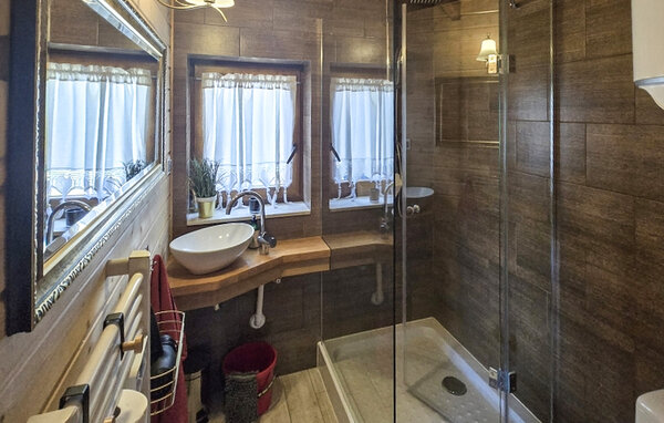 Domy wakacyjne - Koscierzyna , Polska - PKA004 701