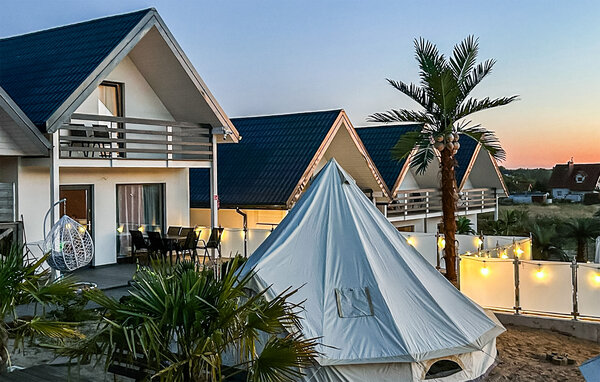 Domy wakacyjne - Rusinowo , Polska - PPL304 102