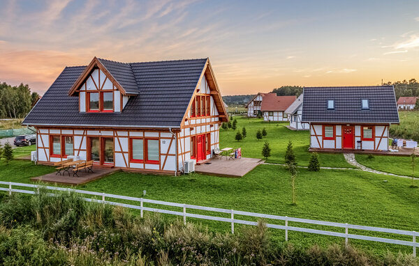 Domy wakacyjne - Rowy , Polska - PPL713 83
