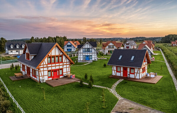 Domy wakacyjne - Rowy , Polska - PPL713 84