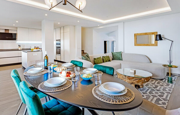 Holiday Home - Algarve , Portugal - PTS120 910