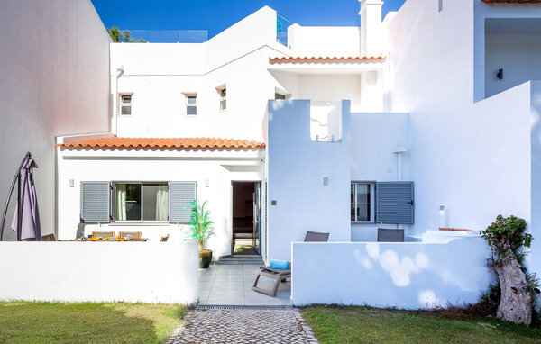 Holiday Home - Algarve , Portugal - PTS120 919
