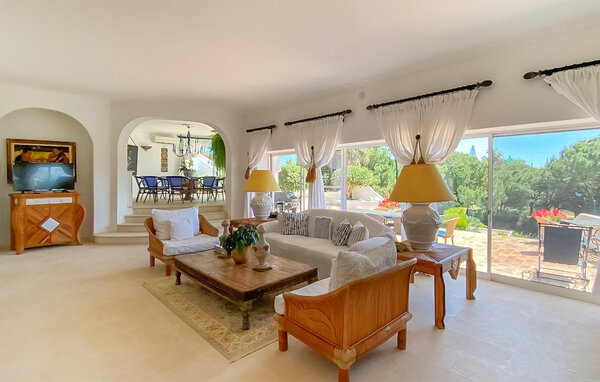 Holiday Home - Algarve , Portugal - PTS130 913