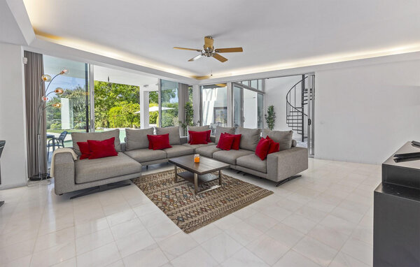 Holiday Home - Algarve , Portugal - PTS204 910