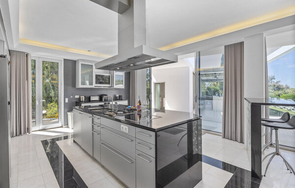 Holiday Home - Algarve , Portugal - PTS204 915