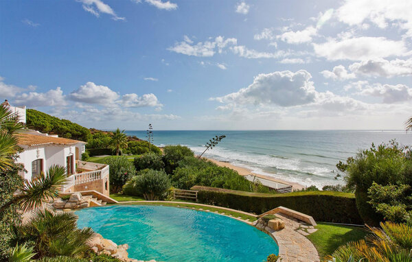 Holiday Home - Algarve , Portugal - PTS205 901