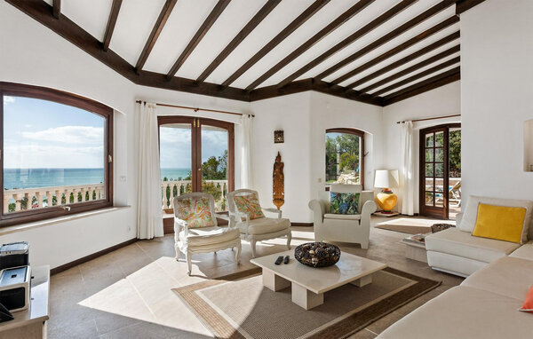 Holiday Home - Algarve , Portugal - PTS205 907