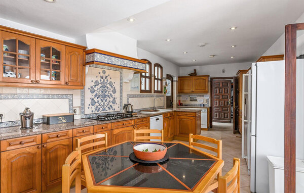 Holiday Home - Algarve , Portugal - PTS205 909