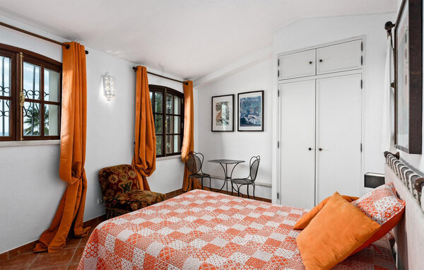 Holiday Home - Algarve , Portugal - PTS205 913