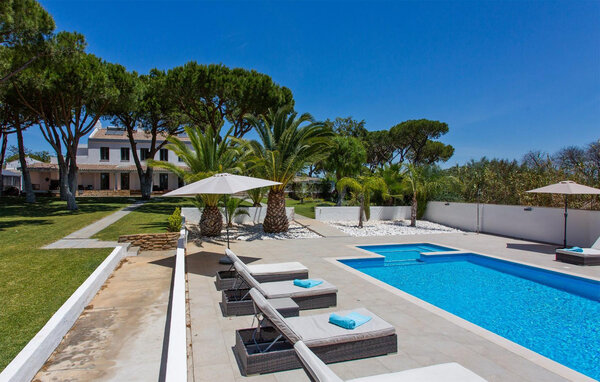 Holiday Home - Algarve , Portugal - PTS213 902