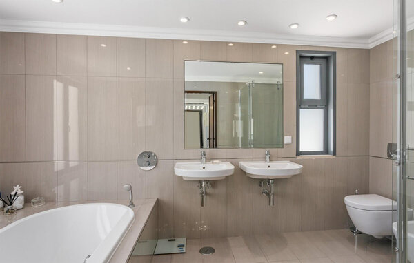 Holiday Home - Algarve , Portugal - PTS213 925