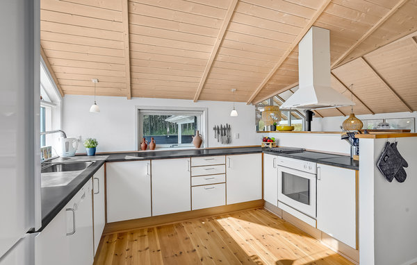 Semesterhus - Sønderstrand , Danmark - R10151 8