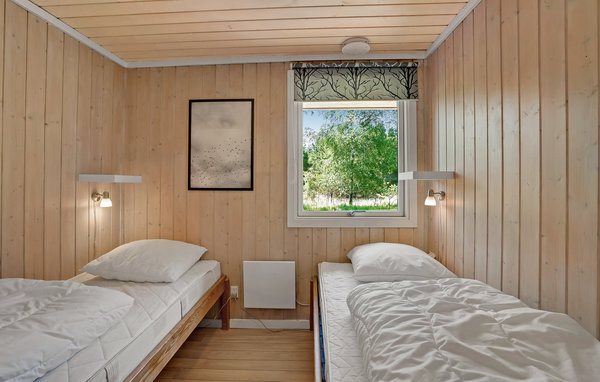 Holiday Home - Sønderstrand , Denmark - R10702 604