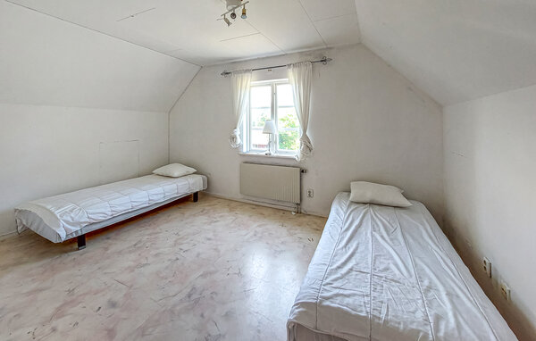 Holiday Home - Bjärnum/Hässleholm , Sweden - S12282 603