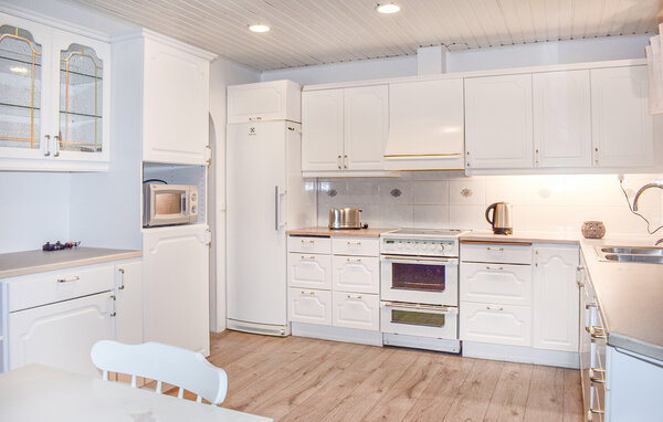 Semesterhus - Simrishamn , Sverige - S13346 401