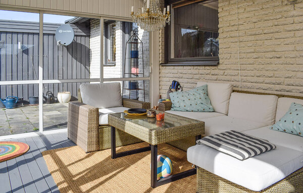 Semesterhus - Simrishamn , Sverige - S14215 501