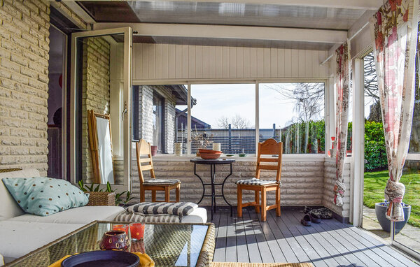 Semesterhus - Simrishamn , Sverige - S14215 502