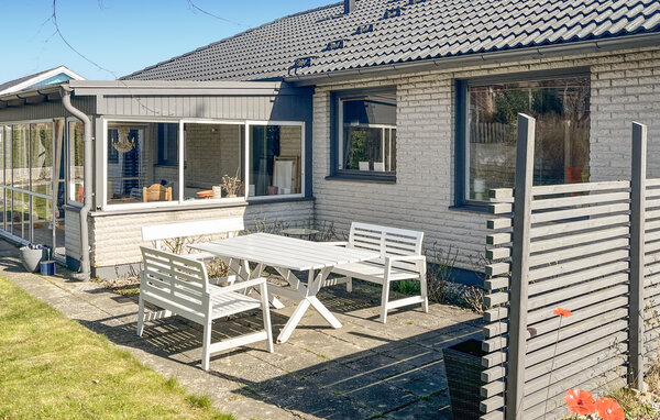 Semesterhus - Simrishamn , Sverige - S14215 101