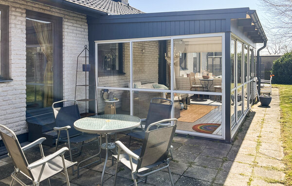 Semesterhus - Simrishamn , Sverige - S14215 102