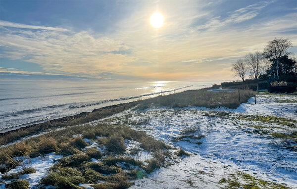Holiday Home - Beddingestrand , Sweden - S14248 906