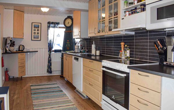 Holiday Home - Beddingestrand , Sweden - S14248 6
