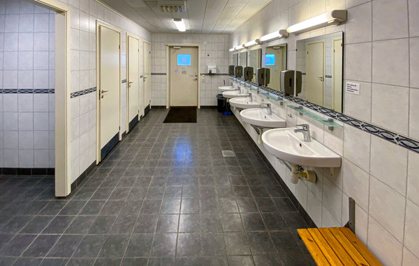 Holiday Home - Jälluntofta/Unnaryd , Sweden - S16366 702
