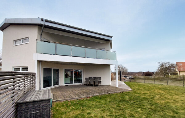 Semesterhus - Laxvik/Halmstad , Sverige - S16478 83