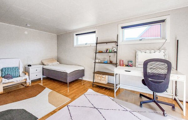 Semesterhus - Mellbystrand , Sverige - S16485 602