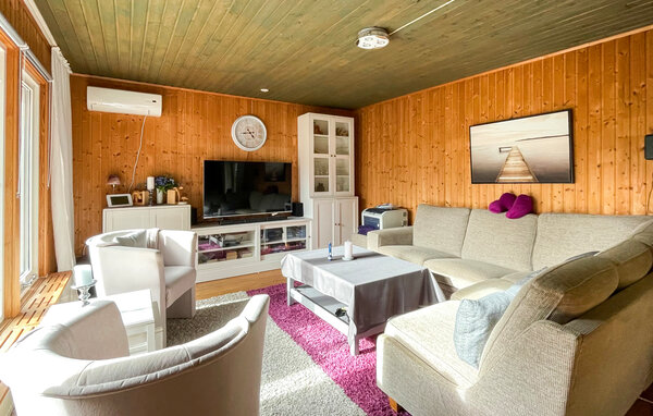 Semesterhus - Unnaryd , Sverige - S16523 2