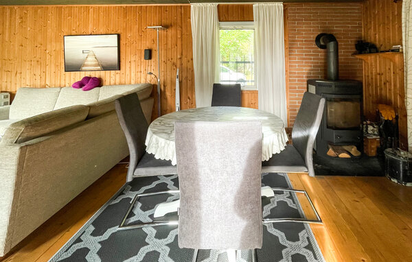 Semesterhus - Unnaryd , Sverige - S16523 302