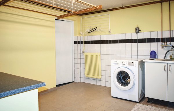 Semesterhus - Karlshamn , Sverige - S20212 503