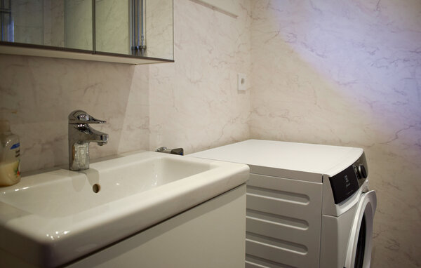 Semesterhus - Eringsboda/Tving/Holmsjö , Sverige - S20465 701