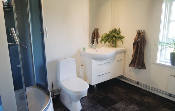 Semesterhus - Lammhult , Sverige - S25021 701