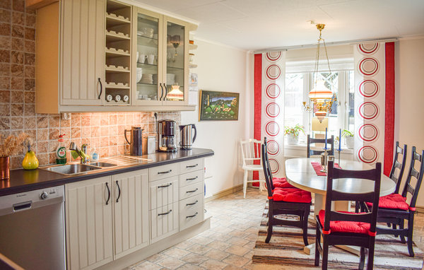 Semesterhus - Älmeboda , Sverige - S25345 6