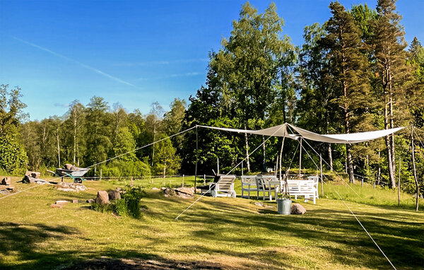 Semesterhus - Hallaryd , Sverige - S25384 102