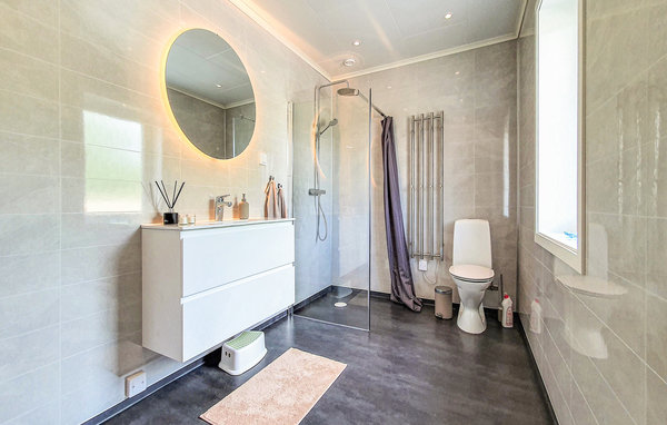 Semesterhus - Växjö , Sverige - S25386 701