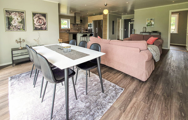 Semesterhus - Växjö , Sverige - S25386 301