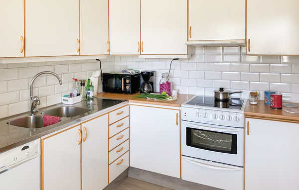 Semesterhus - Tingsryd/Älmeboda , Sverige - S25448 7