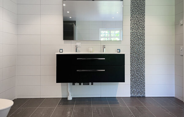 Semesterhus - Bolmen/Ljungby , Sverige - S25499 702