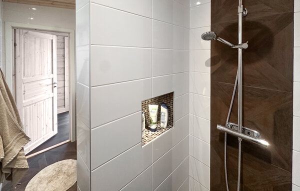 Semesterhus - Bolmsö , Sverige - S25630 702