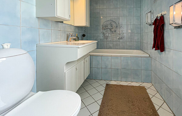 Semesterhus - Anderstorp , Sverige - S30467 702