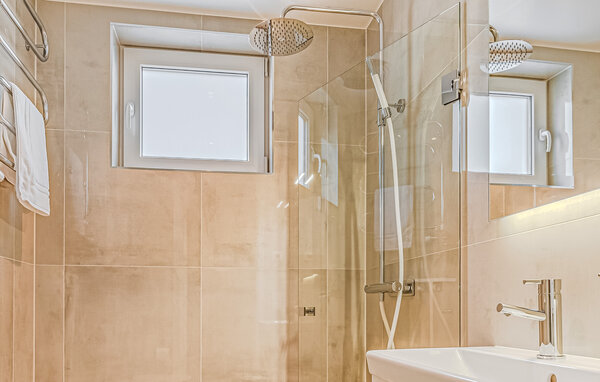 Lejlighed - Jönköping/Huskvarna , Sverige - S30703 701