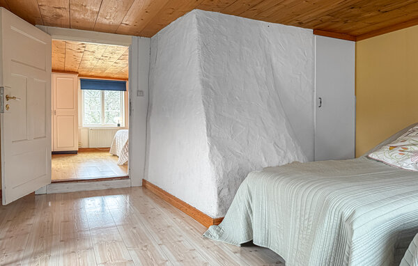 Semesterhus - Vimmerby/Mariannelund , Sverige - S30711 604