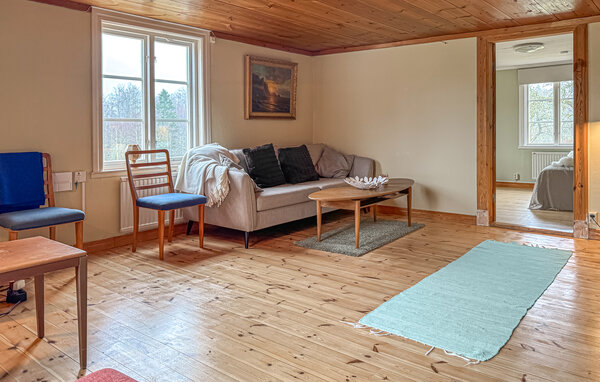 Semesterhus - Vimmerby/Mariannelund , Sverige - S30711 2