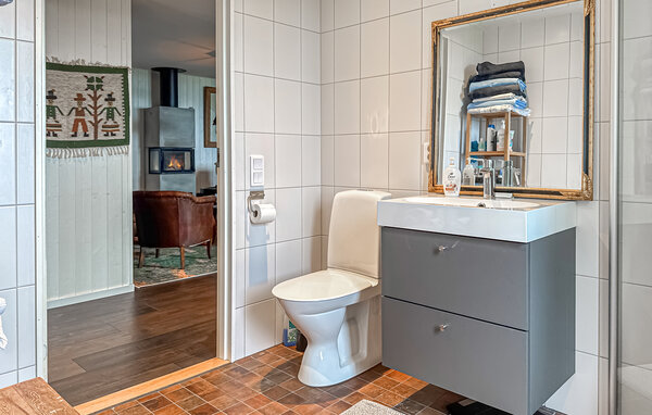 Semesterhus - Gränna Jönköping Visingsö , Sverige - S30738 701