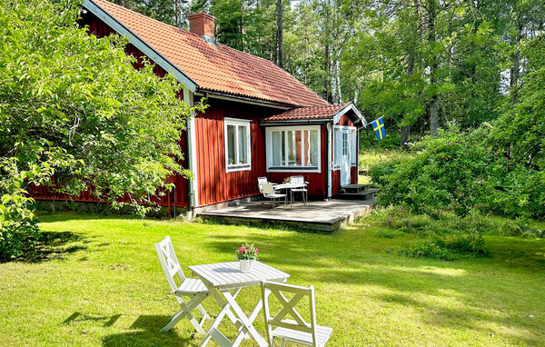 Holiday Home - Hultsfred/Vimmerby , Sweden - S35303 2