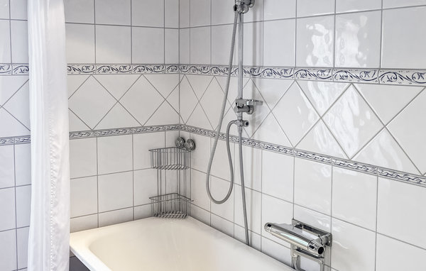 Semesterhus - Västervik/Kalmar , Sverige - S35593 701